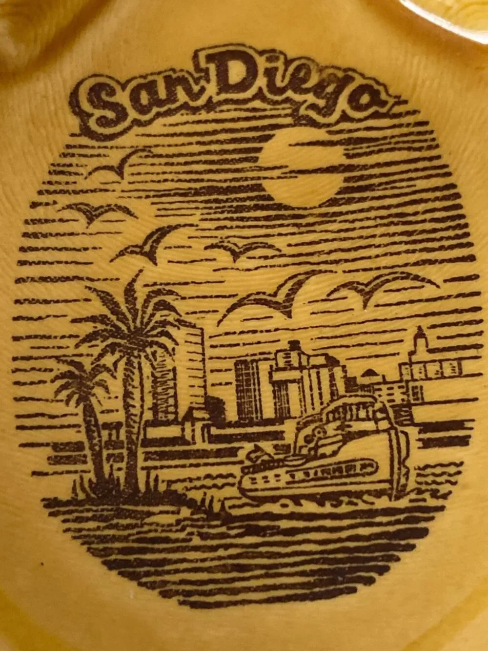 San Diego image Ceramic Souvenir Spoon Rest Dark Brown Gold Vintage Japan